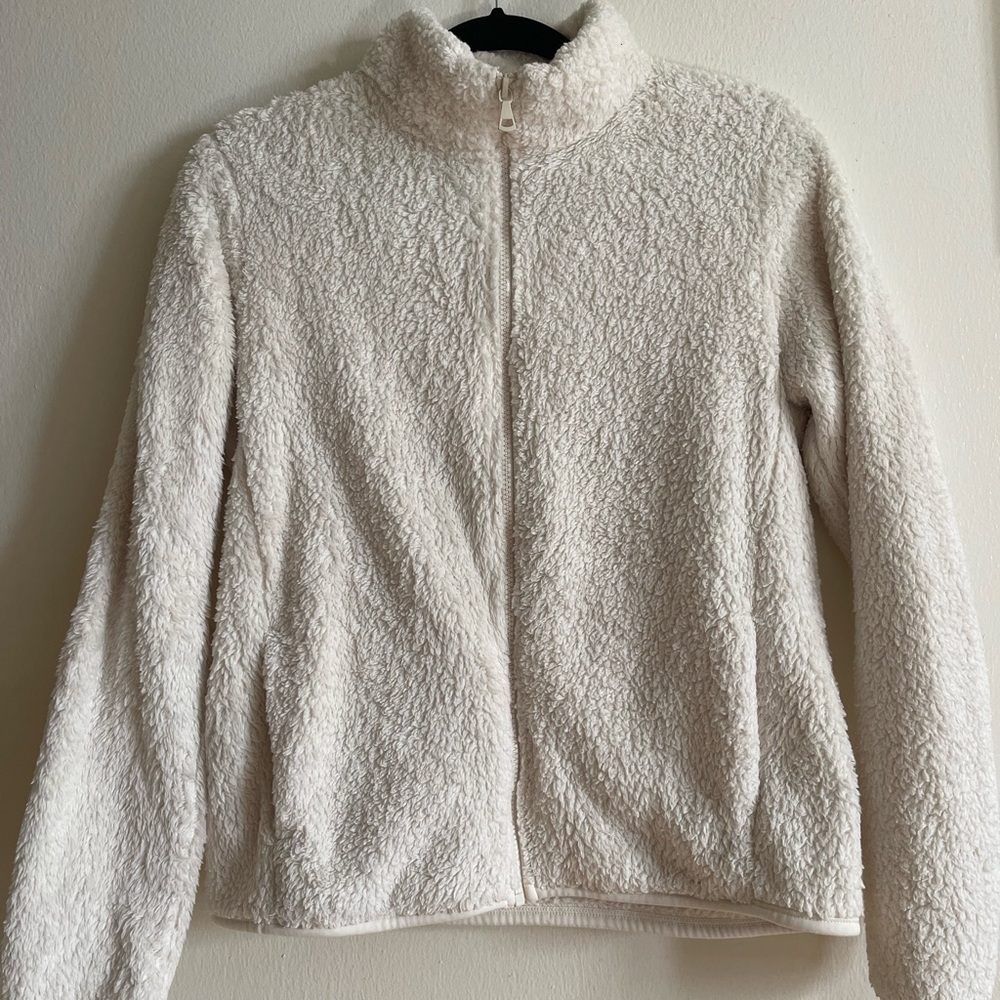Uniqlo fleece jacket